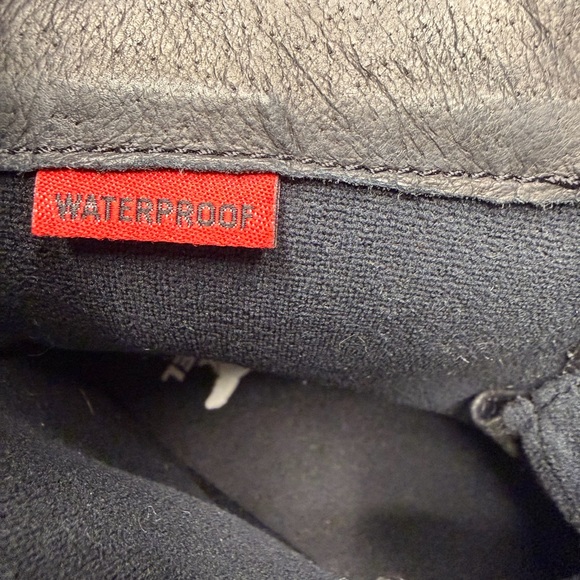 Sorel Black and Pink Lace-Up Boots - Picture 6 of 6